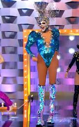 "Divas" Performance Look (Reveal)