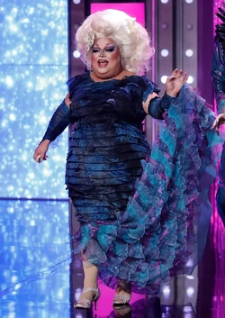 GingerMinjWickedLook