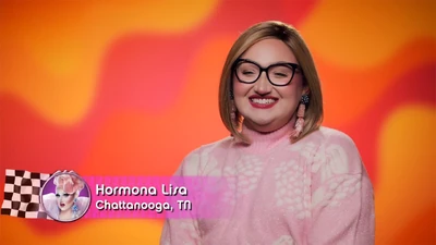 HormonaLisaConfessionalLook