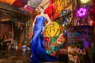 Drag-gandang Pinay Look - Pia Wurtzbach