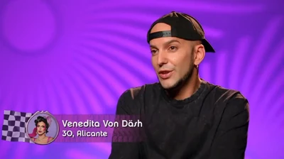 VeneditaVonDäshConfessionalLook