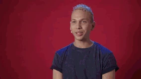 JadeConfessional.gif (2,17 MB) Look del confesional