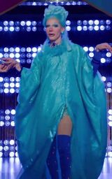 Paola & Chiara: Un Rusical Da Favola Non Autorizzato Look – Fata Blu