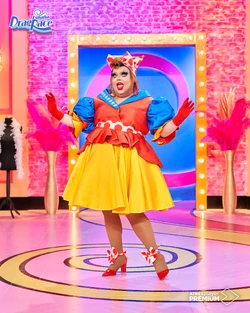 MariaEdiliaEntranceLook