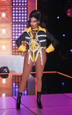 AngeriaParisVanMichealsAS9E7LipSyncLook