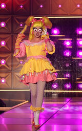 Glamazon Primetime Look