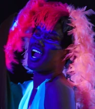 BunnyBeFlyDarkPhotoshoot.jpg (90 kB) Bunny Be Fly