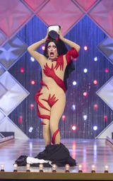 Good Girl Gone Bad Look (Reveal)