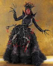 La Más del Toro Look – Witch