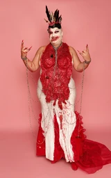 Look de 'El día de la bestia'