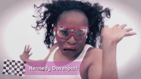 KennedyServeFace.gif (8,56 MB) Sesión de fotos de 'Serve Face'