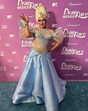 LadyKeroPremiereLook