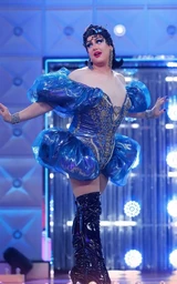 NehelleniaPlotTwistLook3.jpg (300 kB) Colpo di Sce... ma Look (Reveal 2)