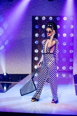 MaxDragQueenFashionLook