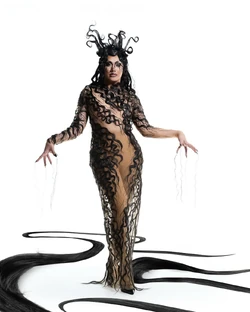 SrirashaHotsauceHairLook