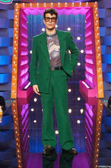 JavierCalvoE5S2Look.jpg (108 kB) Look del episodio 5