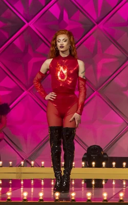 AuroraMatrixLipSync1Look