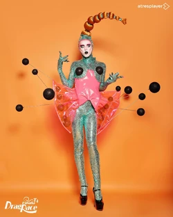 KellyPassa!?AnaLockingLook