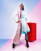 Onuitgezonden Half Man, Half Queen Look – Till Thread Do Us Part[4]</ref>