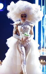 Viva La Sposa! Look