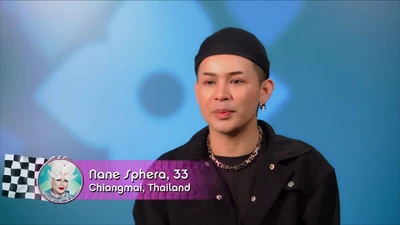 NaneSpheraConfessionalLook