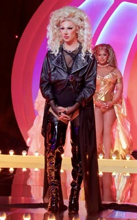 VanityVainGAS1E8LipsyncLook