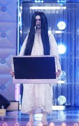 AuraEternalPlotTwistLook.jpg (265 kB) Colpo di Sce... ma Look