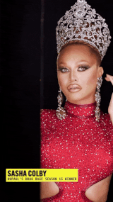 Cast RuVeal Look