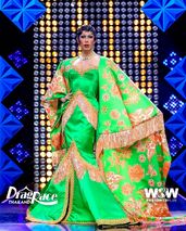 Episode 4 Look