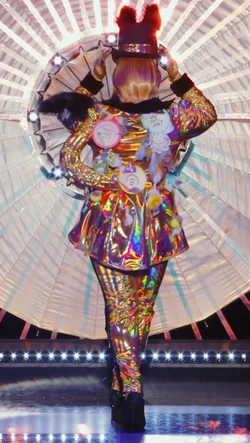 HannahCondaBusinessPartyLook2