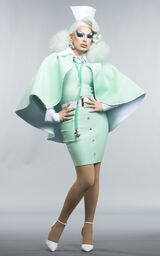 Made in Canada Look – Sandra Oh