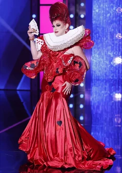 CynthiaLeeFontaineAS10EntranceLook