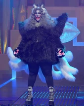 GvajardoSLM1TalentShowLook.jpeg (232 kB) Look del show de talentos