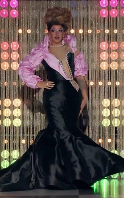 SissyLeaEleganzaExtravaganzaLook