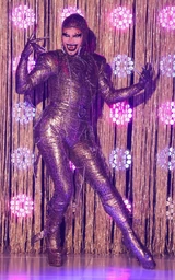 Look de 'Belts, Buckles & Chains'