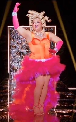 KandyMuseFamousThenLook