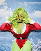 New York Holiday Look