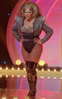 KweenKongGAS1E10LipsyncLook