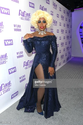 MonetAS4PremiereLook