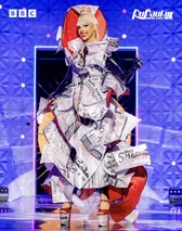 Look de 'Epic Eleganza'