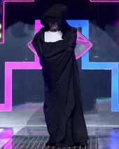 Look de 'La Más Monumental' – Monumento a Cristóbal Colón