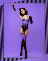 WillowLipSyncForTheCrownLook3.jpg (182 kB) Look del lip sync final (2º reveal)