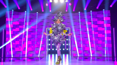 Episode 2 Look