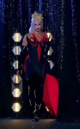 Look de 'Coronación'