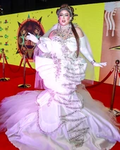 GvajardoSLM1RedCarpetLook.jpg (935 kB) Look de la alfombra roja