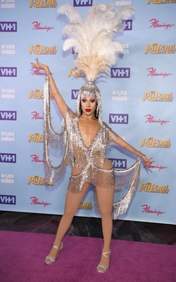 JorgeousRedCarpetLook