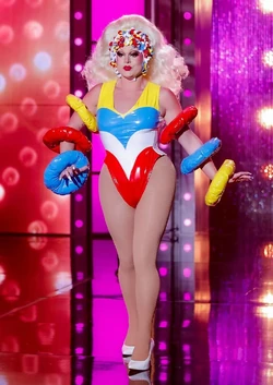 AcaciaForgotBathingBeautiesLook