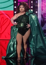 JoellaMonopulenceLook