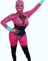 Look no emitido de 'Face-Kini Realness'