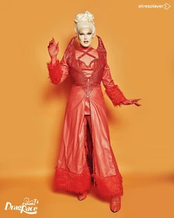 ChloeVittuAwardShowLook